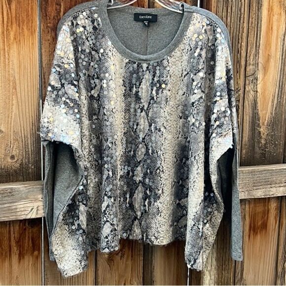 Karen Kane top boxy sequin solid gray black tan snake Small FIRM on PRICE - Picture 1 of 7